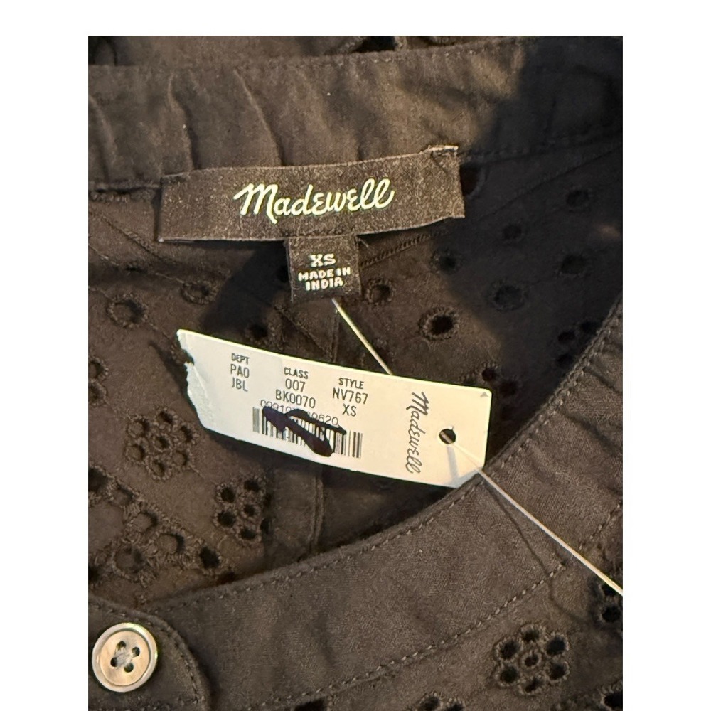 Madewell Black Eyelet Cropped Button-Front Blouse - Picture 5 of 8